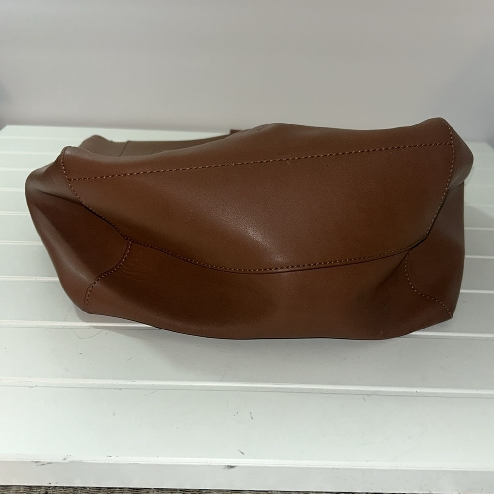 MISSING STRAP - Everlane The Studio Bag in Cognac - Picture 3 of 11